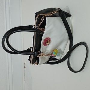 Betsey Johnson Women's Crossbody Black/White Purse